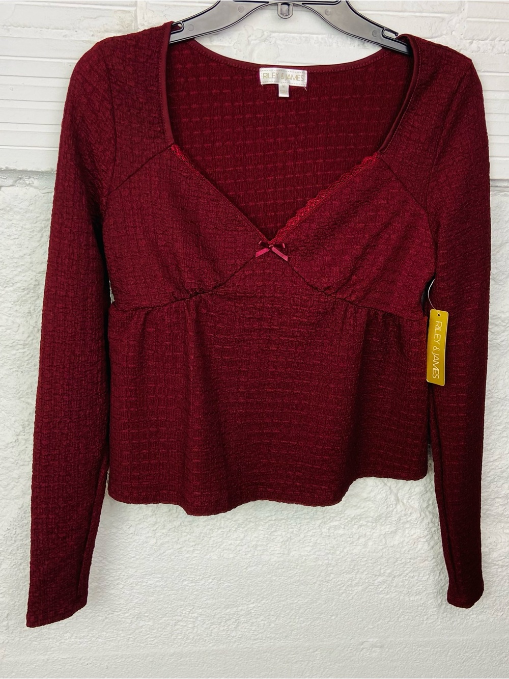NWT Riley & James Women's lace trim Wine Long Sleeve shirt size medium